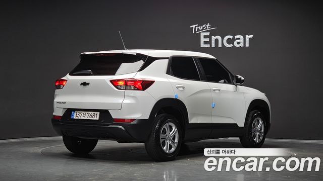 Chevrolet Korea Trailblazer 2021 — photo 2