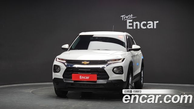 Chevrolet Korea Trailblazer 2021 — photo 3