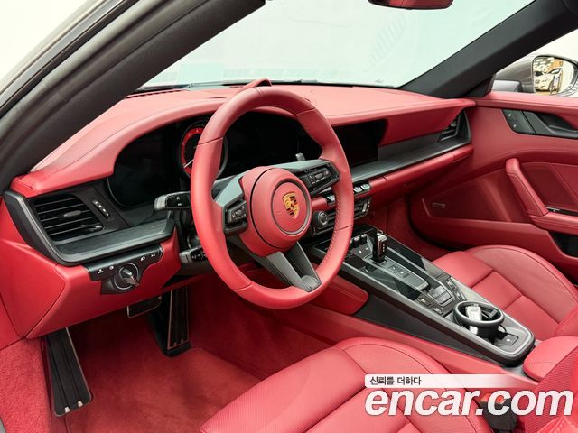 Porsche 911 2022 — photo 8