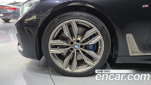 BMW 7-Series 2018 — photo 5