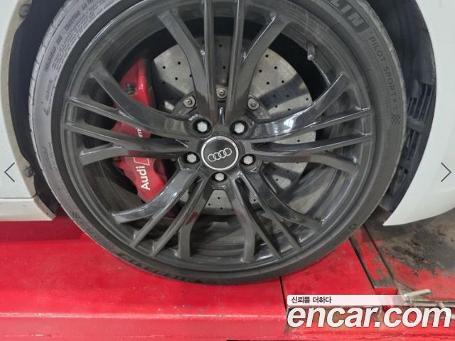 Audi R8 2014 — photo 18