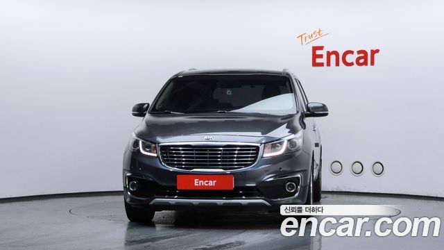 Kia Canival 2015 — photo 3