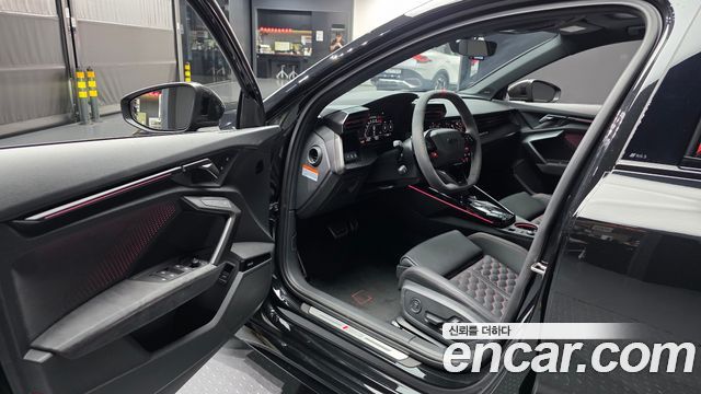 Audi RS3 2025 — photo 10