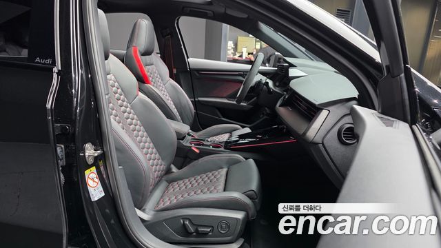 Audi RS3 2025 — photo 11