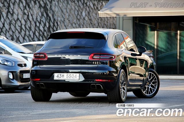 Porsche Macan 2018 — photo 2