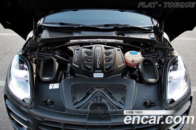 Porsche Macan 2018 — photo 6