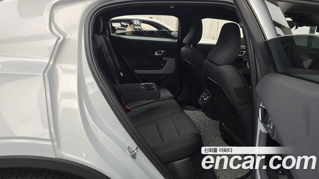 Polestar Polestar 2 2022 — photo 17