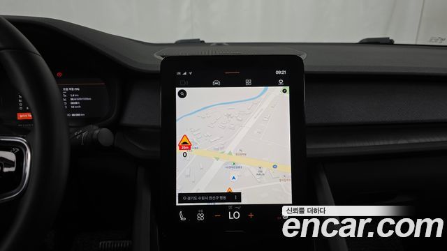 Polestar Polestar 2 2022 — photo 18