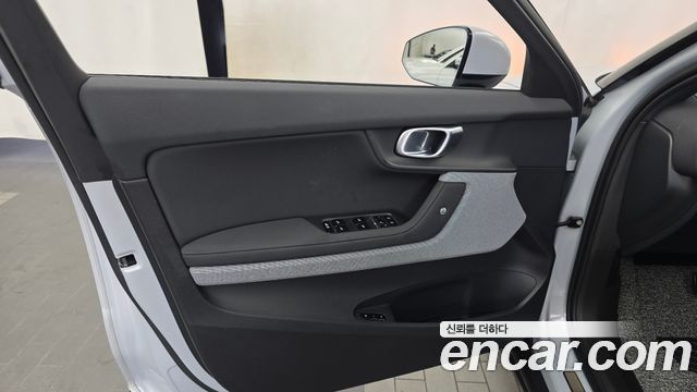 Polestar Polestar 2 2022 — photo 14