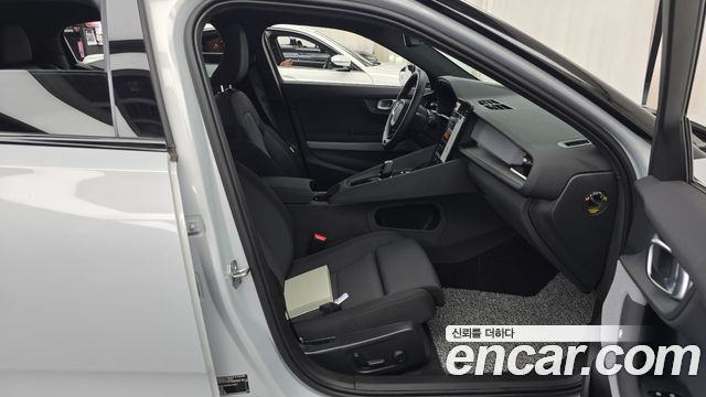 Polestar Polestar 2 2022 — photo 16
