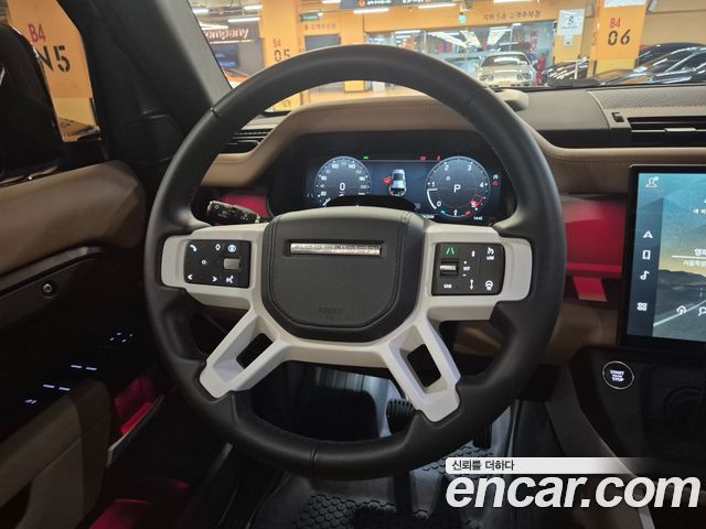 Land Rover Defender 2026 — photo 8