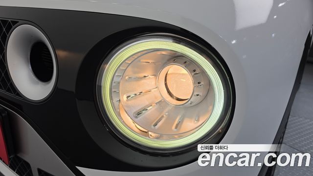 Hyundai Casper 2023 — photo 8