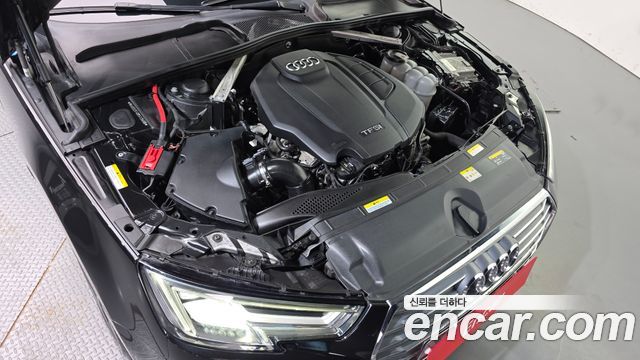 Audi A4 2019 — photo 6