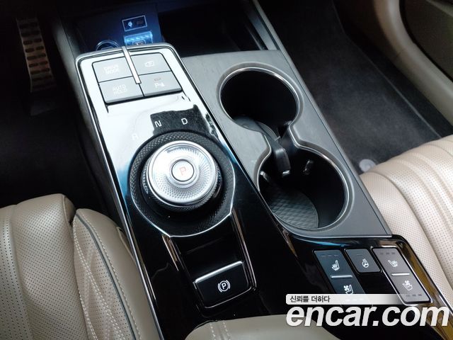 Kia K8 2023 — photo 12