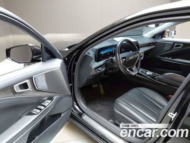 Kia K8 2022 — photo 13