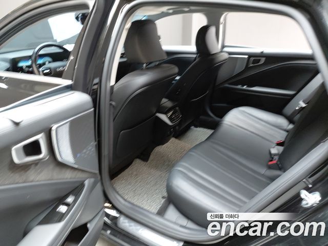 Kia K8 2022 — photo 18