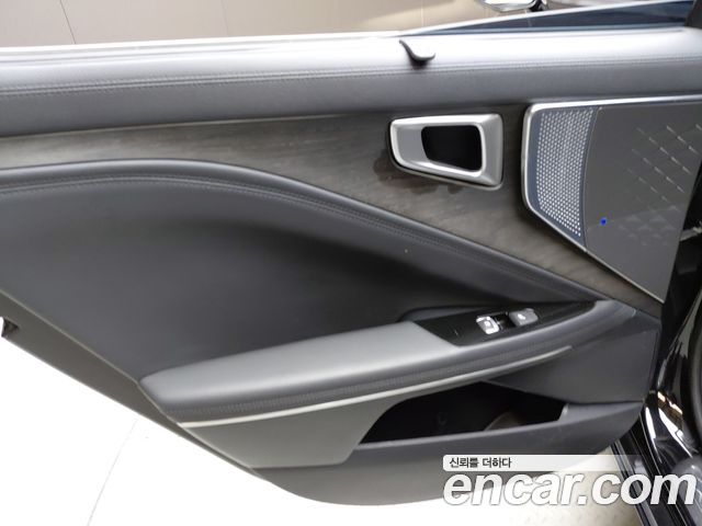 Kia K8 2022 — photo 15
