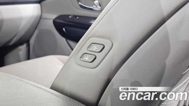 Kia Canival 2019 — photo 24