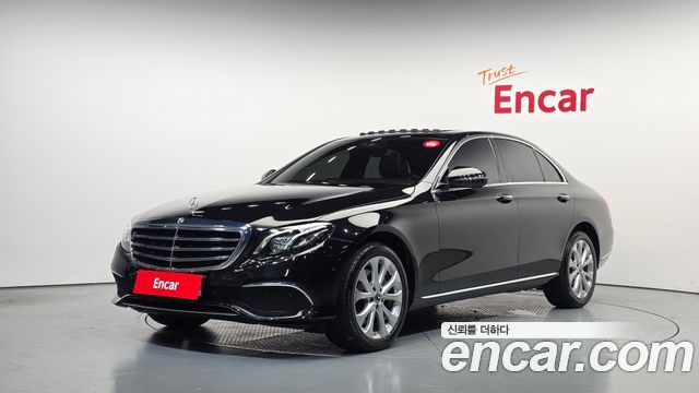 Mercedes-Benz E-Class 2019 — photo 1