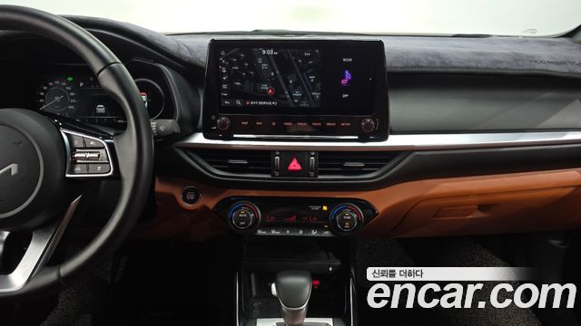 Kia K3 2022 — photo 20