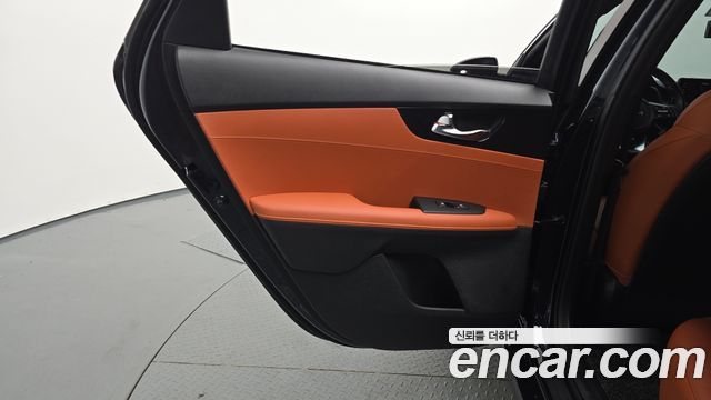 Kia K3 2022 — photo 15