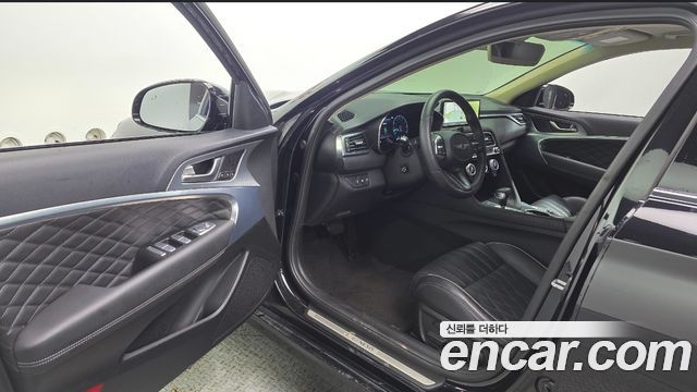 Genesis G70 2021 — photo 13