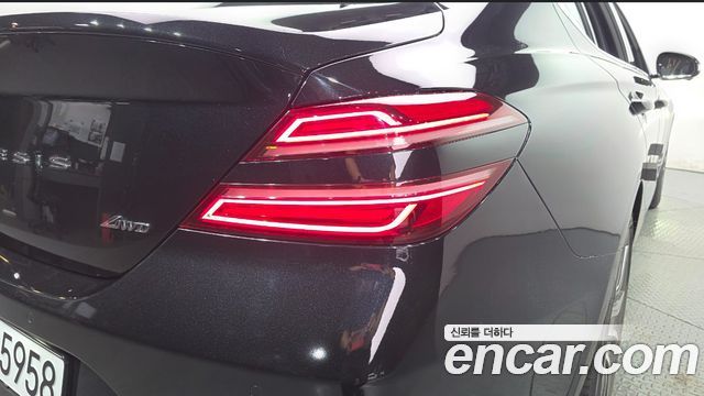 Genesis G70 2021 — photo 9