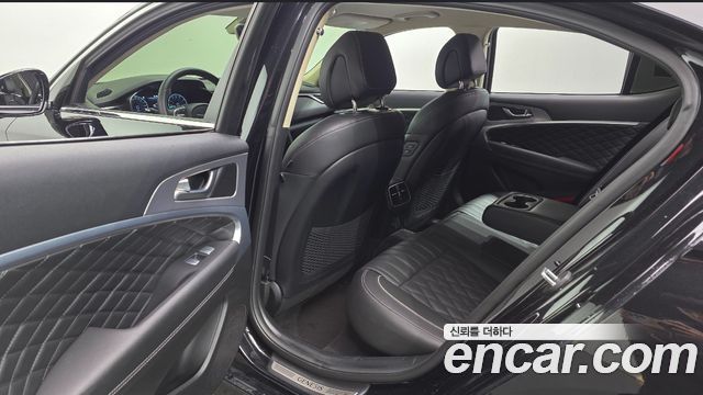 Genesis G70 2021 — photo 16
