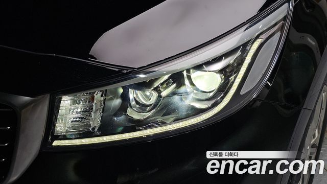 Kia Canival 2019 — photo 8
