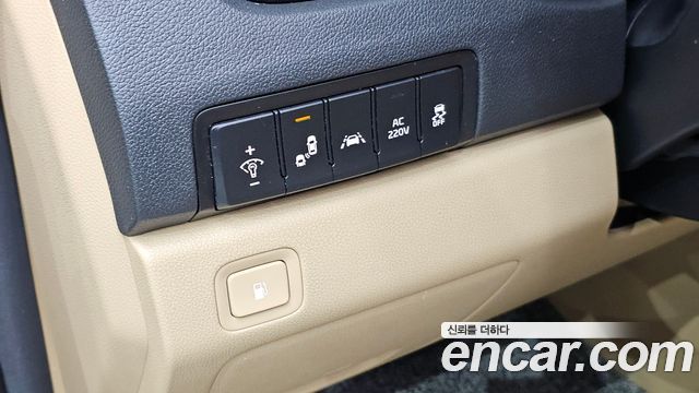 Kia Canival 2019 — photo 30
