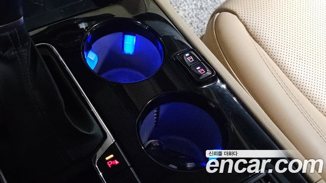 Kia Canival 2019 — photo 33