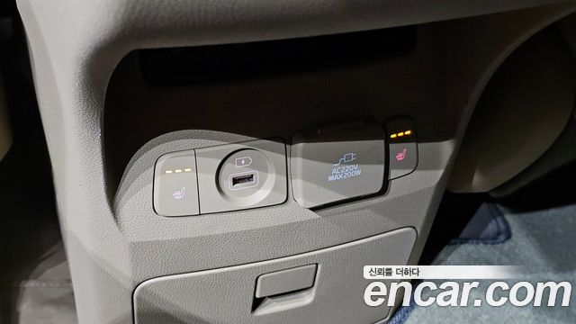 Kia Canival 2019 — photo 34
