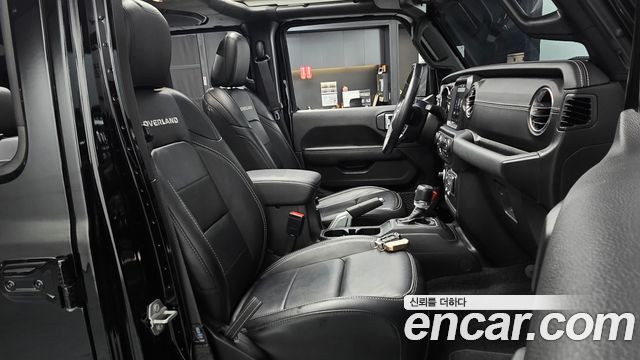 Jeep Wrangler 2022 — photo 16