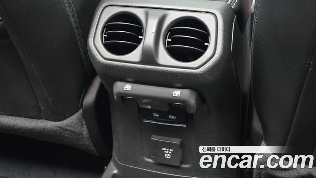 Jeep Wrangler 2022 — photo 30