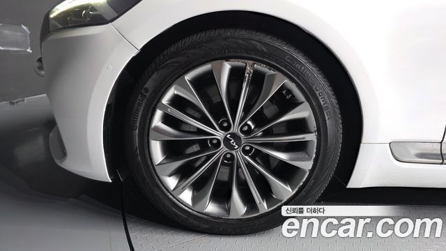 Kia K9 2022 — photo 5