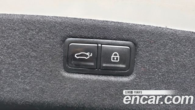 Kia K9 2022 — photo 20