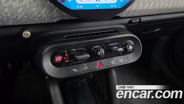 Mini Cooper 2024 — photo 11