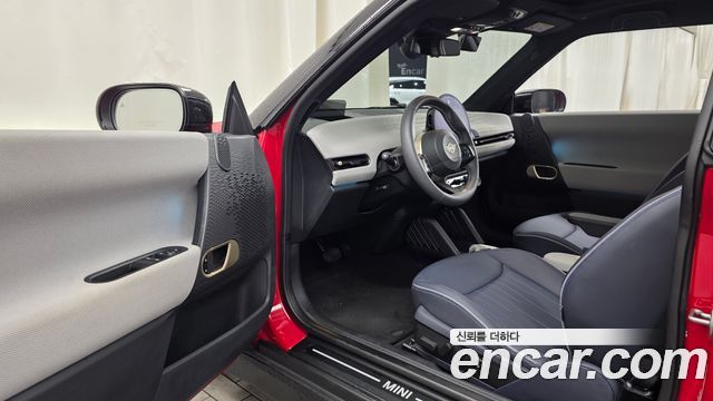 Mini Cooper 2024 — photo 13