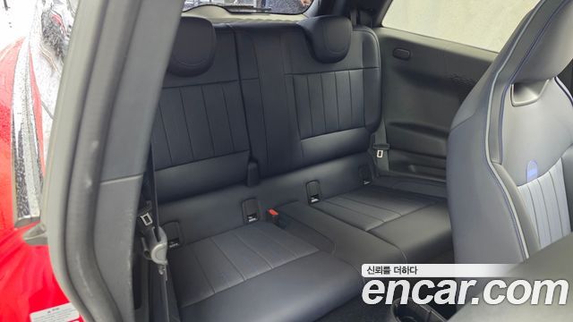 Mini Cooper 2024 — photo 18