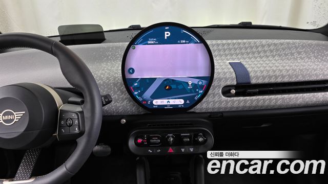 Mini Cooper 2024 — photo 20