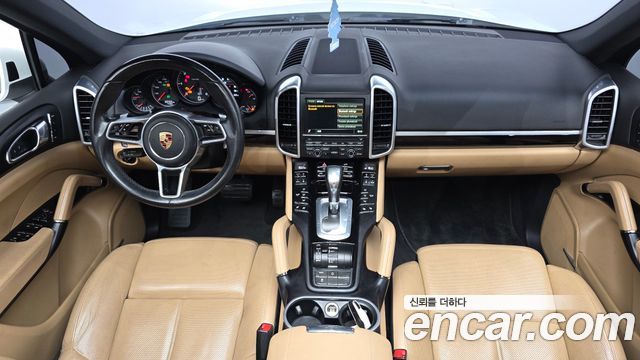 Porsche Cayenne 2016 — photo 7