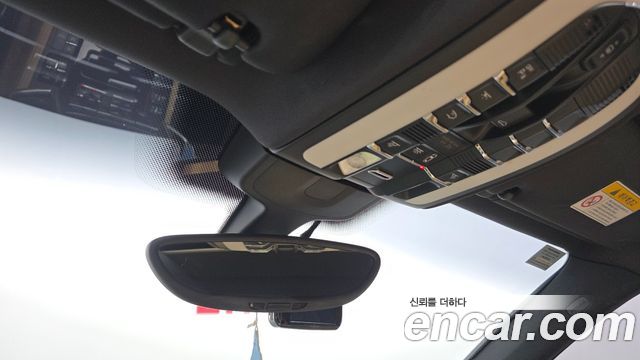Porsche Cayenne 2016 — photo 16