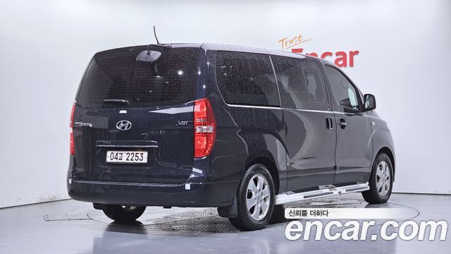 Hyundai Starex 2019 — photo 2