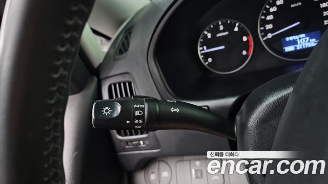 Hyundai Starex 2019 — photo 17