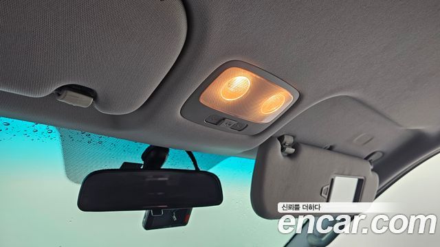 Hyundai Starex 2019 — photo 19