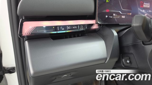 BMW 5-Series 2025 — photo 29