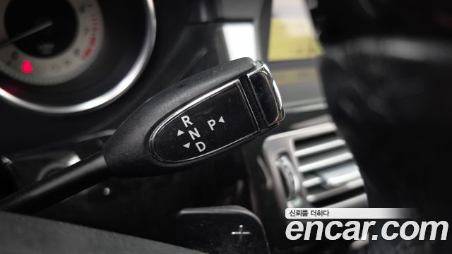 Mercedes-Benz CLS-Class 2012 — photo 9