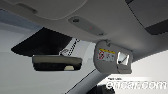 Tesla Model Y 2025 — photo 31