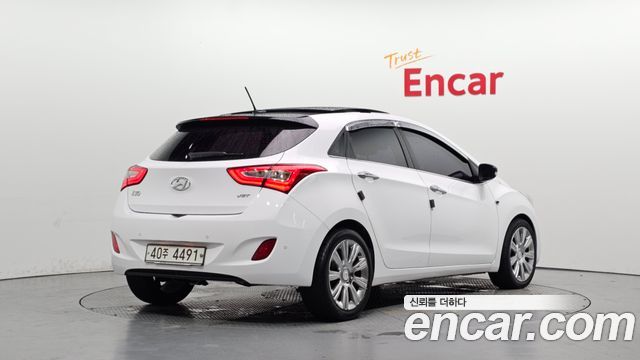 Hyundai i30 2015 — photo 2