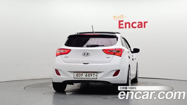 Hyundai i30 2015 — photo 4